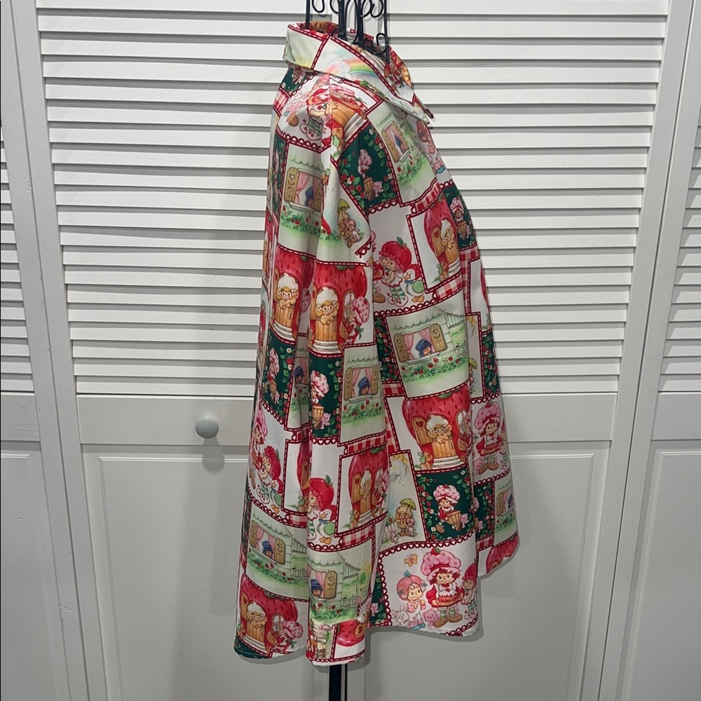 The World Of Strawberry Shortcake Button Down 3/4 Sleeve Adorable Top ππ°π - Picture 6 of 10